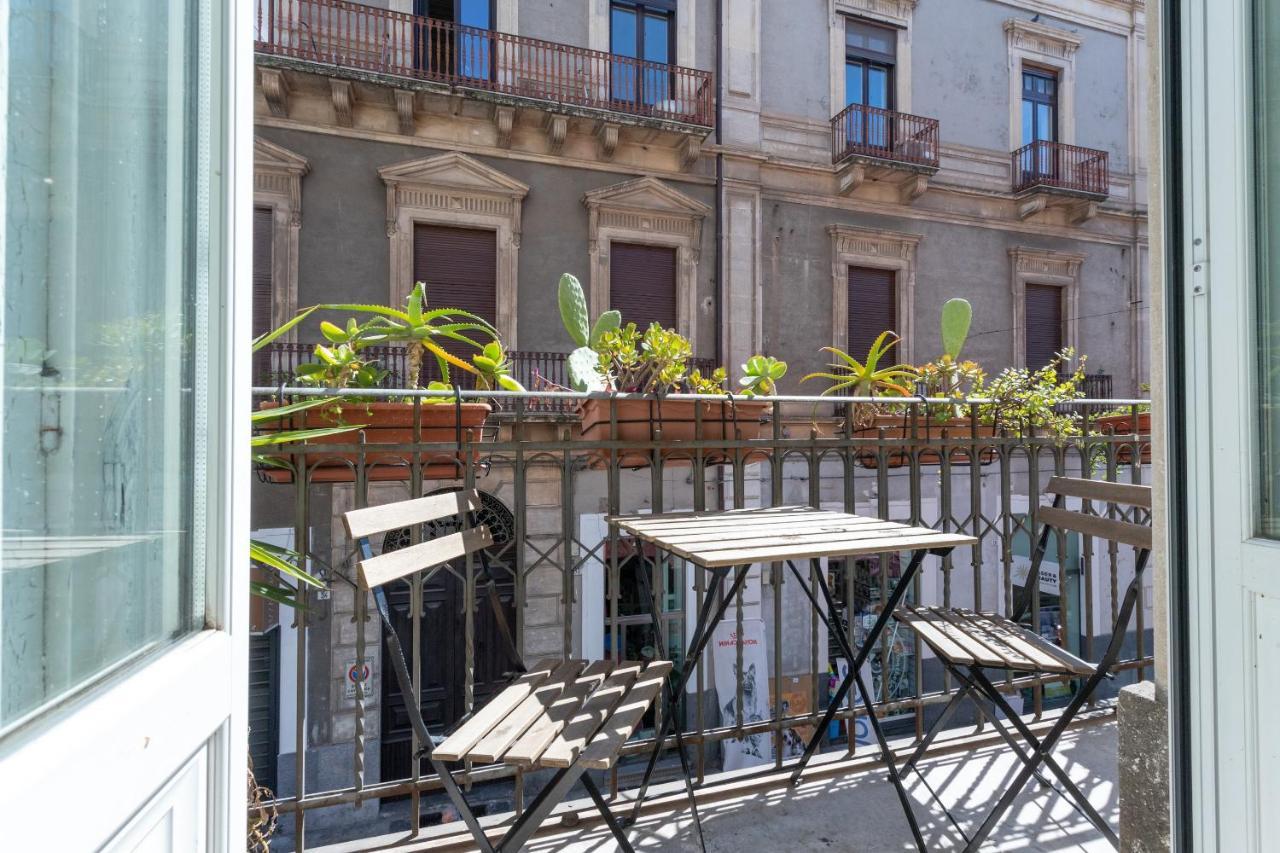 Zefiro Rooms Catania Luaran gambar